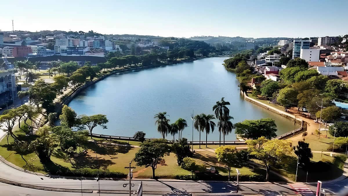 Lago do Taboão — cartão postal de Bragança Paulista